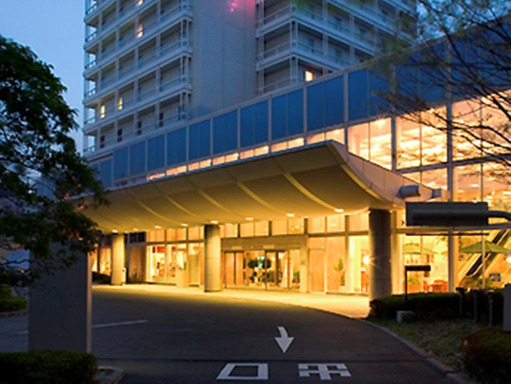 Hewitt Koshien Hotel